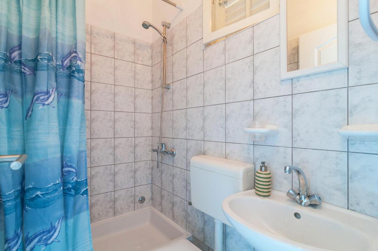 Apartman Neven Podgora Ngoại thất bức ảnh