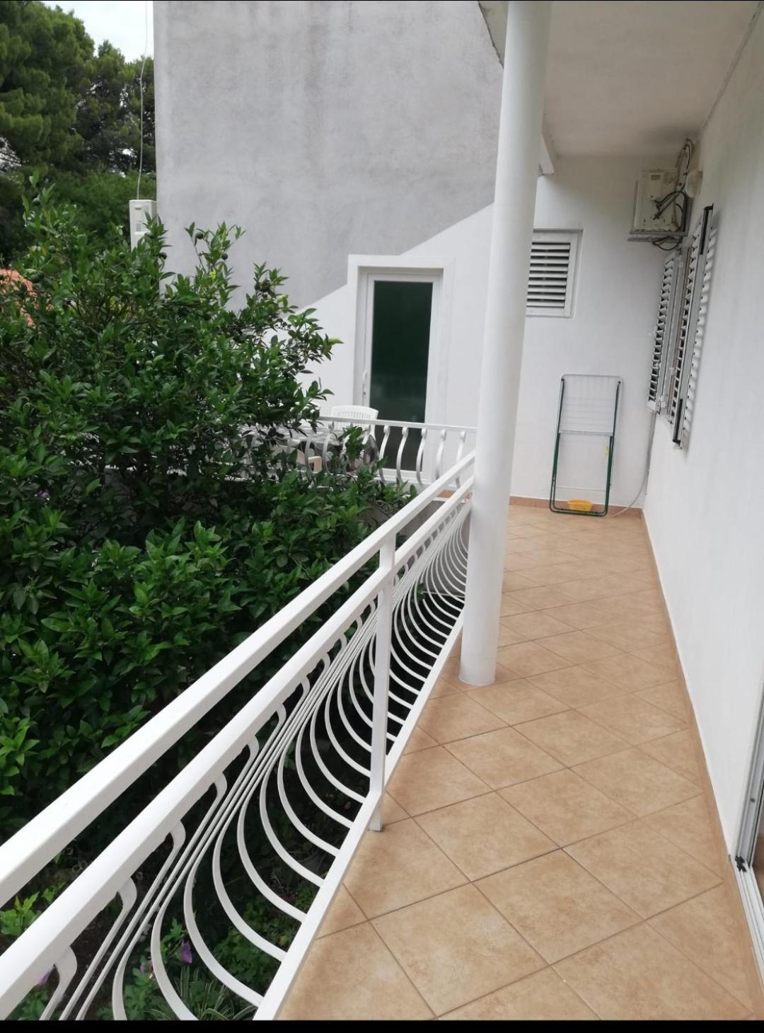 Apartman Neven Podgora Ngoại thất bức ảnh